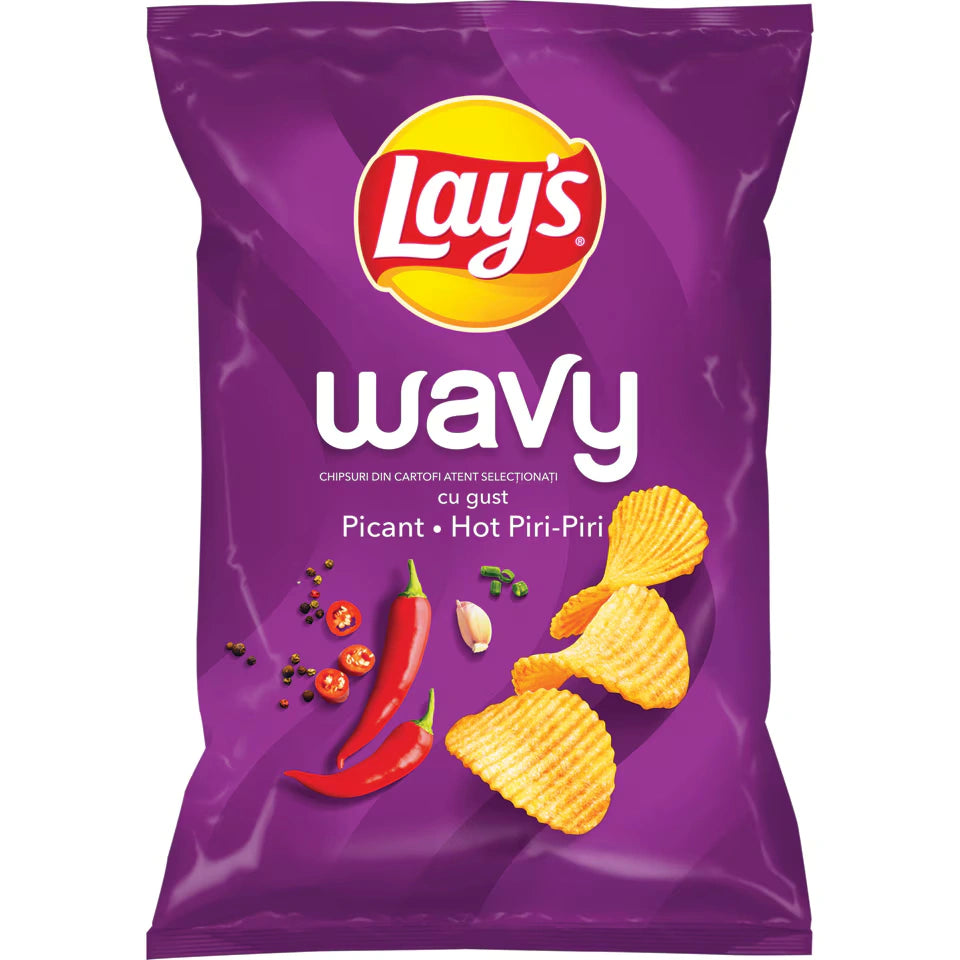 Lay's Maxx Deep Ridged Hot Piri Piri potato crisps 115g